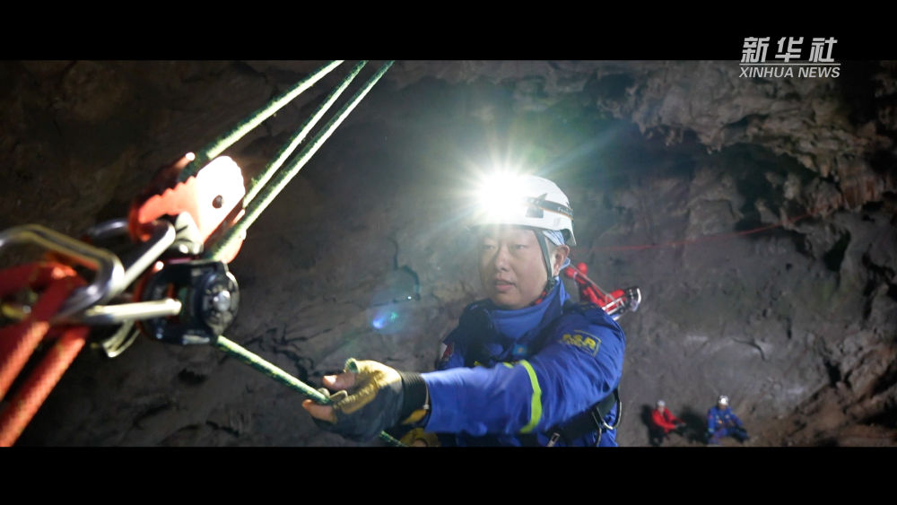 
长春吉大二院黄牛代挂号电话票贩子号贩子网上预约挂号,住院检查加快,五集政论片《中国的民主》第四集《做自己的主》