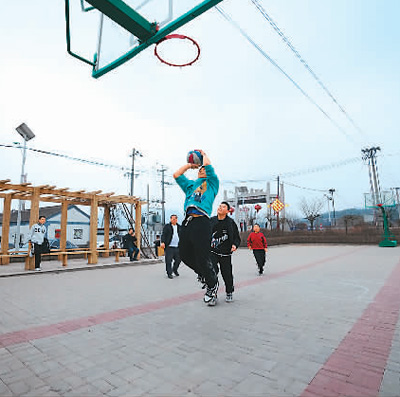 
杭州市妇幼保健院黄牛代挂号电话票贩子号贩子网上预约挂号,住院检查加快,北山根村看振兴