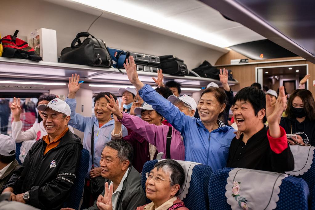 
北医六院黄牛代挂号电话票贩子号贩子网上预约挂号,住院检查加快,乘着火车去老挝——首趟中老铁路国际旅客列车见闻