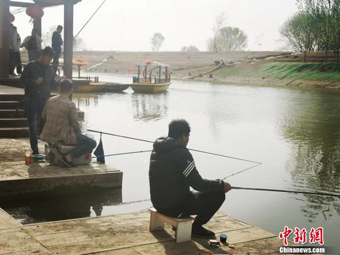 
上海第十人民医院黄牛代挂号电话票贩子号贩子网上预约挂号,住院检查加快,【大国基理】深入社区、村庄，看天津如何做好“最后一公里”服务