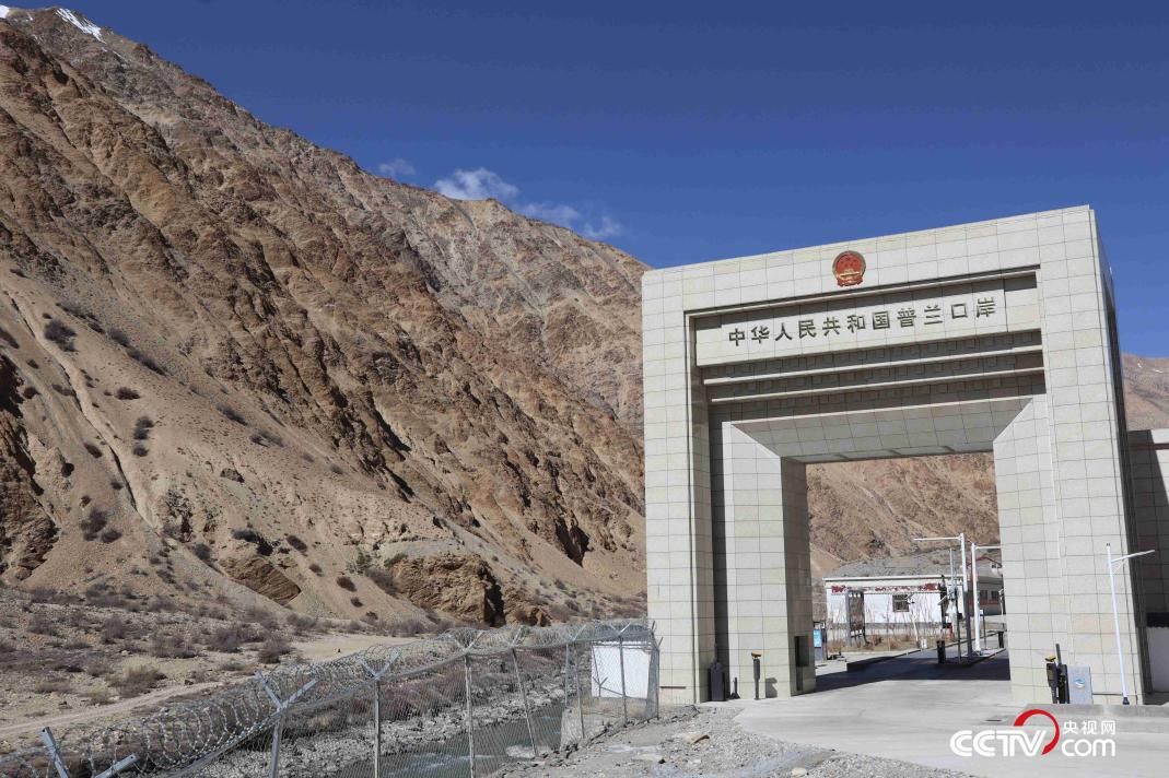 
成都华西医院黄牛代挂号电话票贩子号贩子网上预约挂号,住院检查加快,土旦次旺：西藏普兰中尼边境线上的“翻译官”