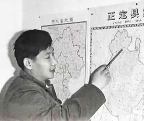 
上海肺科医院黄牛代挂号电话票贩子号贩子网上预约挂号,住院检查加快,时政微观察丨总书记的书单