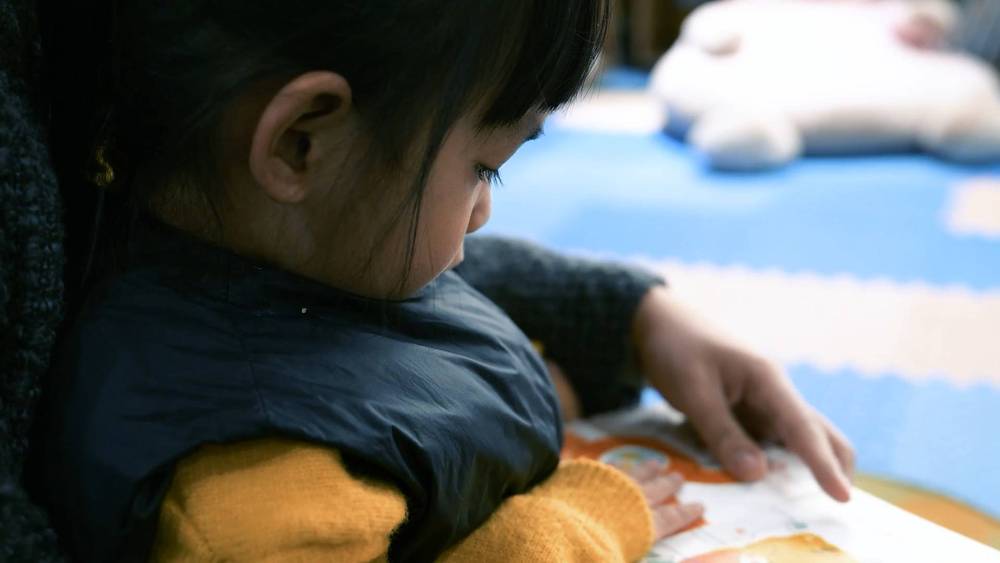 
西安西京医院黄牛代挂号电话票贩子号贩子网上预约挂号,住院检查加快,微纪录片｜平凡世界里的读书人