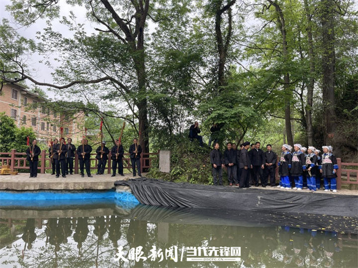 
北京八大处整形医院黄牛代挂号电话票贩子号贩子网上预约挂号,住院检查加快,【多彩民族有多彩】镇远报京“三月三”：缘聚北侗，情定终生