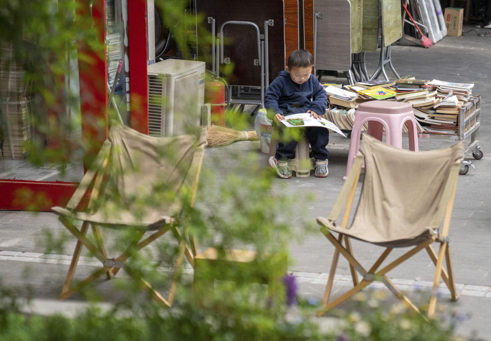 
南京金陵医院黄牛代挂号电话票贩子号贩子网上预约挂号,住院检查加快,诗意中国丨读书不觉已春深，一寸光阴一寸金