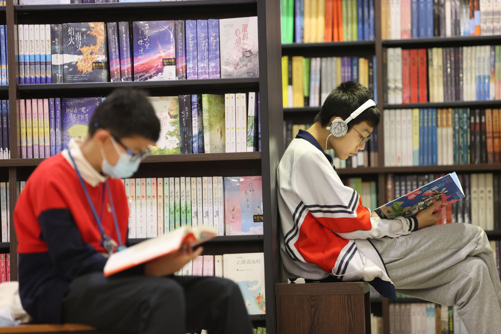 
南京金陵医院黄牛代挂号电话票贩子号贩子网上预约挂号,住院检查加快,诗意中国丨读书不觉已春深，一寸光阴一寸金