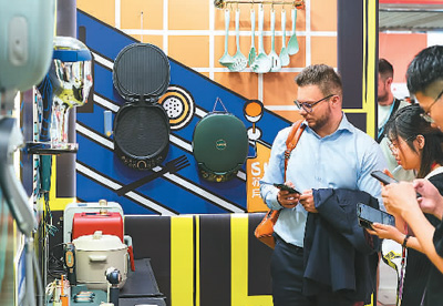 
上海儿童医院黄牛代挂号电话票贩子号贩子网上预约挂号,住院检查加快,透过外贸晴雨表，感受开放活力