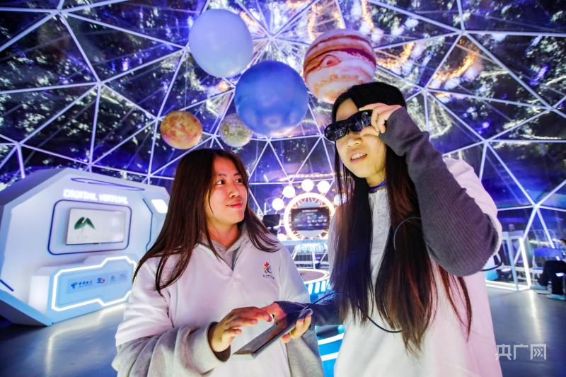 
北京各大医院黄牛代挂号电话票贩子号贩子网上预约挂号,住院检查加快,数字峰会氛围浓 福州元宇宙沉浸式体验馆受热捧