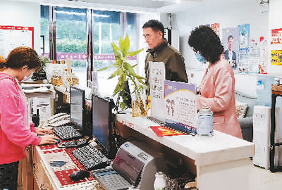 
广州口腔医院黄牛代挂号电话票贩子号贩子网上预约挂号,住院检查加快,在中国，这些小店向阳生长