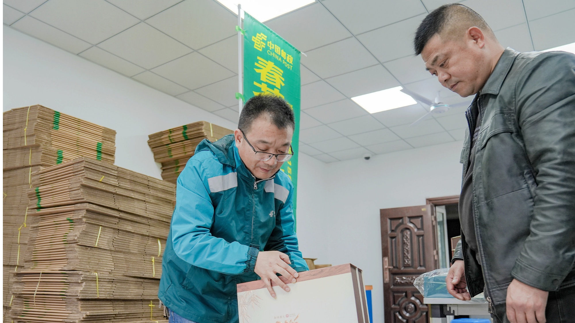 
杭州市富阳中医骨伤医院黄牛代挂号电话票贩子号贩子网上预约挂号,住院检查加快,开局加把劲儿丨一季度快递业增速逐月提速 折射居民消费信心增强