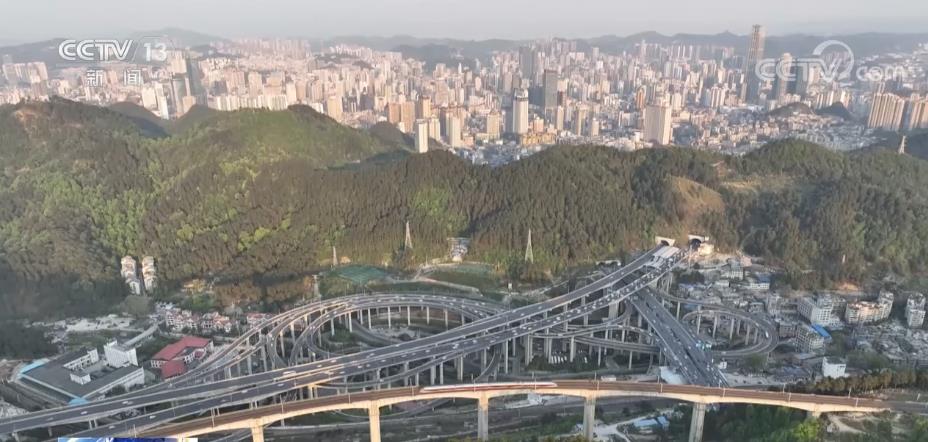 
杭州各大医院黄牛代挂号电话票贩子号贩子网上预约挂号,住院检查加快,联网、补网、强链 现代化铁路基础设施体系加快构建