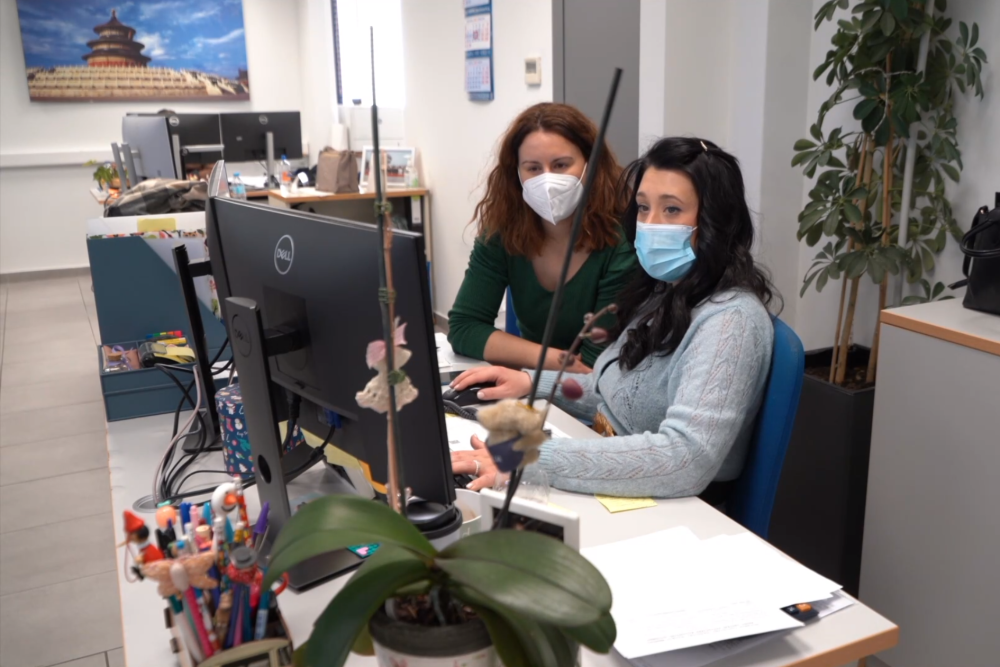 
浙江省肿瘤医院黄牛代挂号电话票贩子号贩子网上预约挂号,住院检查加快,这些希腊比港青年的“一带一路”故事