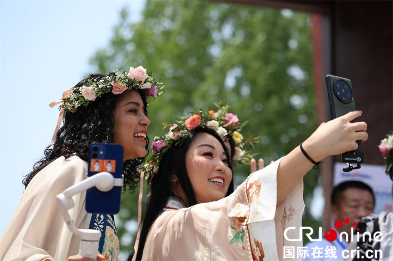 
中国人民解放军总医院黄牛代挂号电话票贩子号贩子网上预约挂号,住院检查加快,【2023打卡中国】体验钻木取火 学习“三商”文化 外国网红解锁商丘传奇密码（组图）