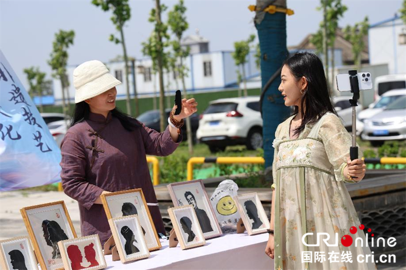 
首都医科大学附属北京口腔医院黄牛代挂号电话票贩子号贩子网上预约挂号,住院检查加快,【2023打卡中国】穿汉服、品美食、赏非遗……外国网红“穿越”商丘古城（组图）