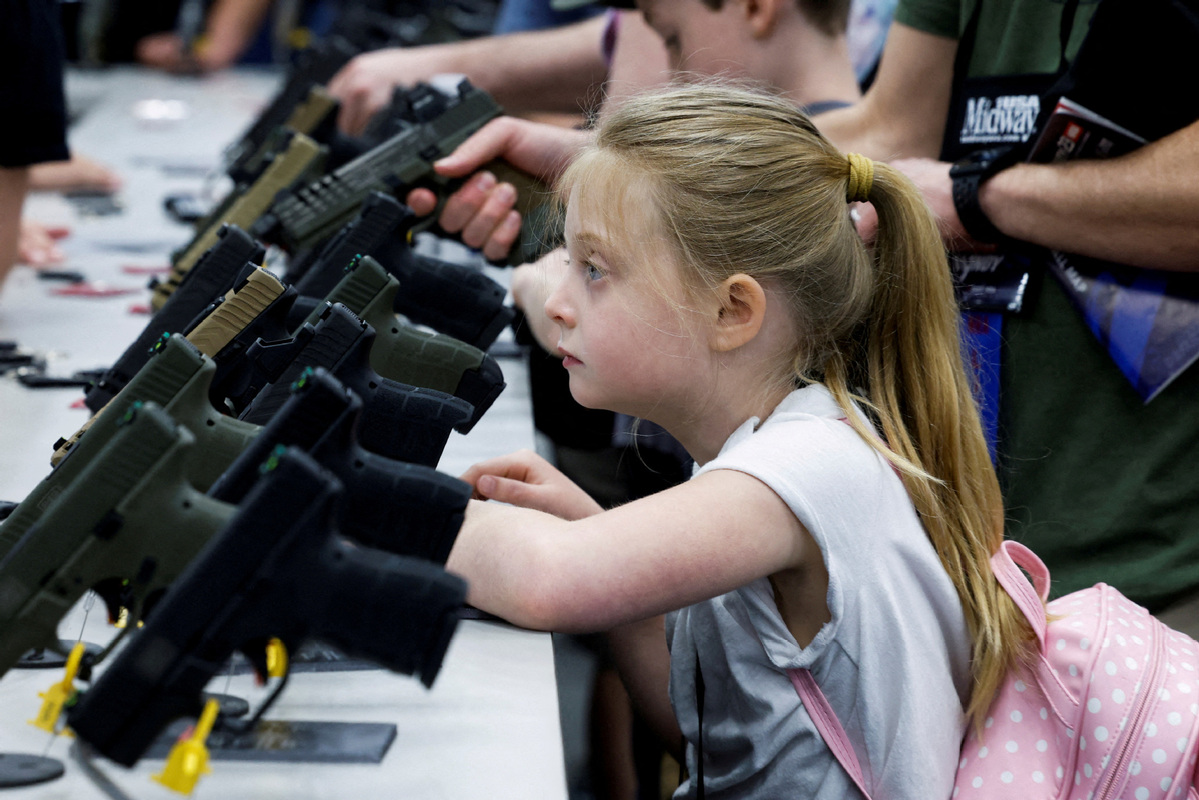 
上海中山医院黄牛代挂号电话票贩子号贩子网上预约挂号,住院检查加快,【世界说】 美媒揭批美国政治商业模式促使枪暴频发 无视民众生命安全