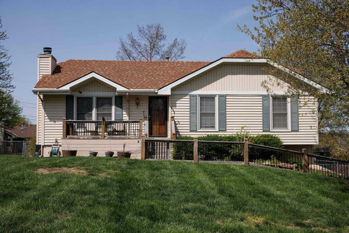 
上海中山医院黄牛代挂号电话票贩子号贩子网上预约挂号,住院检查加快,【世界说】 美媒揭批美国政治商业模式促使枪暴频发 无视民众生命安全