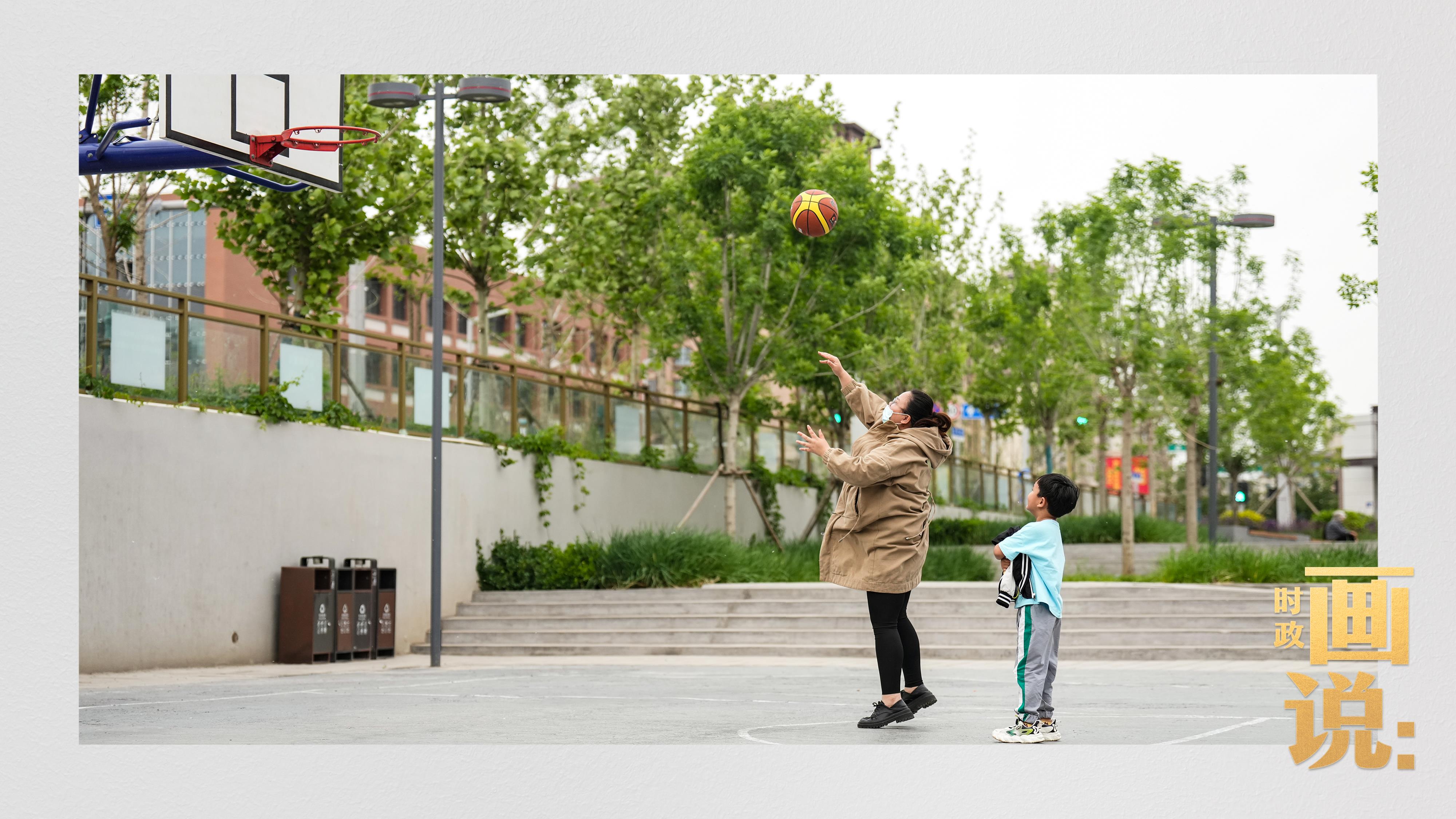 
包含北京大学第一医院黄牛代挂号电话票贩子号贩子网上预约挂号,住院检查加快,时政画说丨雄安·时辰