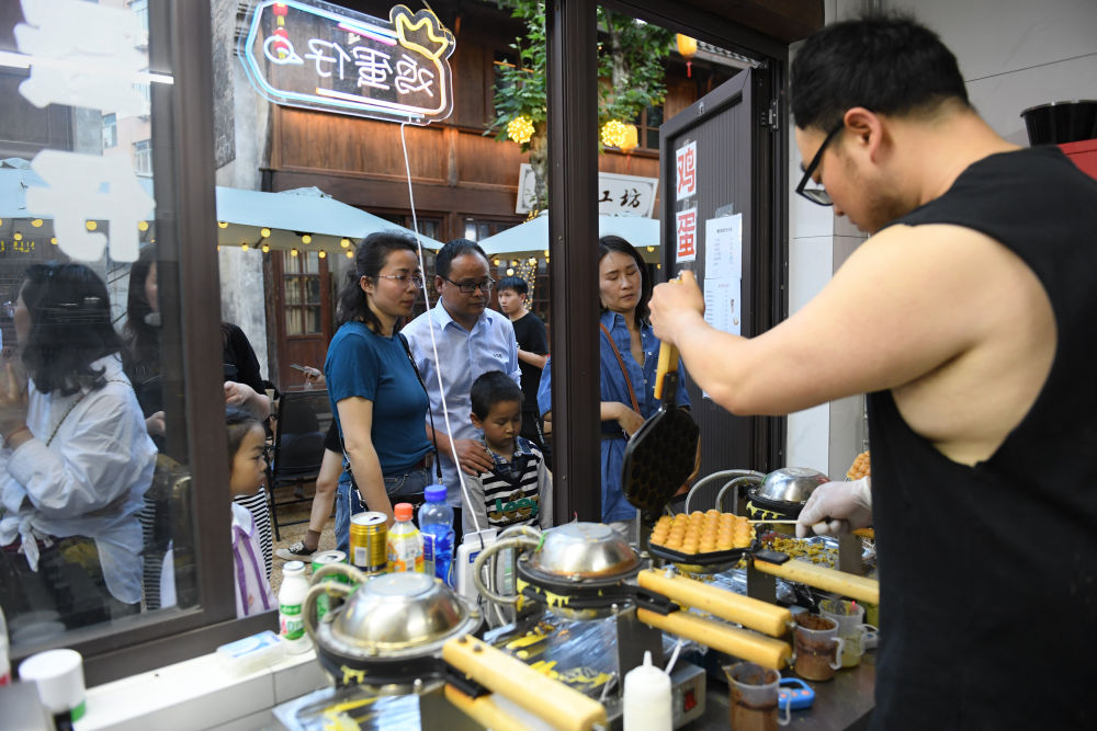 
首都医科大学附属北京妇产医院黄牛代挂号电话票贩子号贩子网上预约挂号,住院检查加快,浙江新昌：夜经济拉动旅游业发展