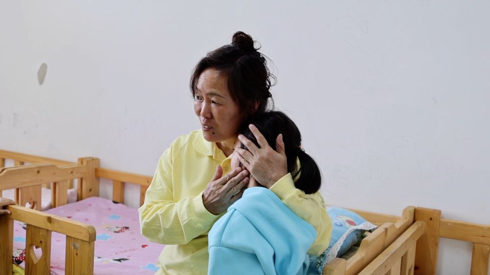 
天津肿瘤医院黄牛代挂号电话票贩子号贩子网上预约挂号,住院检查加快,微视频｜“妈妈”的爱