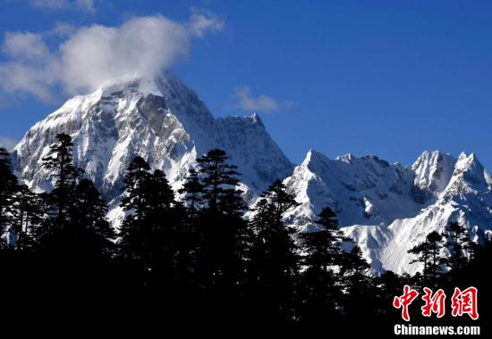 
广州中山一院黄牛代挂号电话票贩子号贩子网上预约挂号,住院检查加快,“冰川之乡”西藏波密景色壮丽