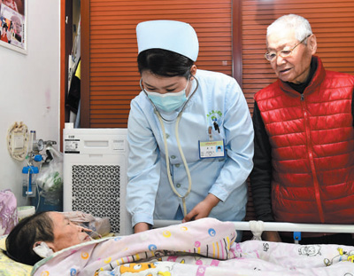 
杭州市三医院黄牛代挂号电话票贩子号贩子网上预约挂号,住院检查加快,加快健全老年人健康支撑体系（新时代画卷）