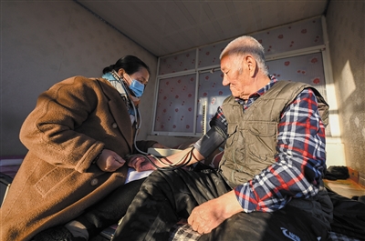 
杭州市三医院黄牛代挂号电话票贩子号贩子网上预约挂号,住院检查加快,加快健全老年人健康支撑体系（新时代画卷）