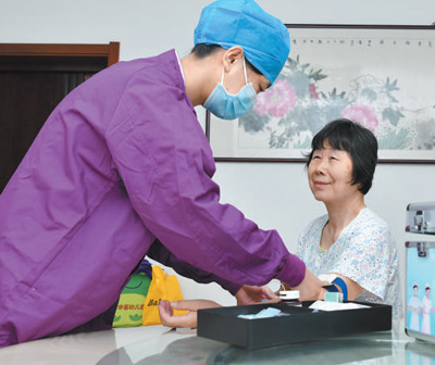 
杭州市三医院黄牛代挂号电话票贩子号贩子网上预约挂号,住院检查加快,加快健全老年人健康支撑体系（新时代画卷）