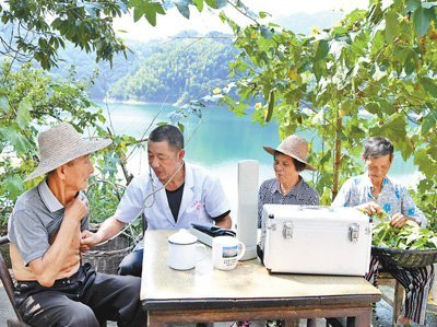 
北京八大处整形医院黄牛代挂号电话票贩子号贩子网上预约挂号,住院检查加快,鼓励老年人继续发光发热（新时代画卷）