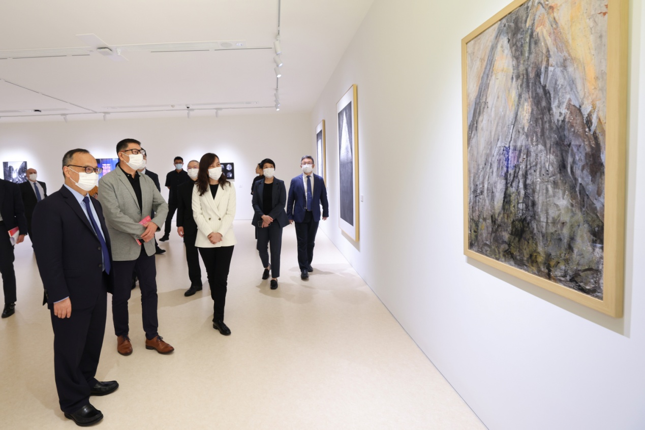 
回龙观医院黄牛代挂号电话票贩子号贩子网上预约挂号,住院检查加快,澳门大学艺术博物馆开幕