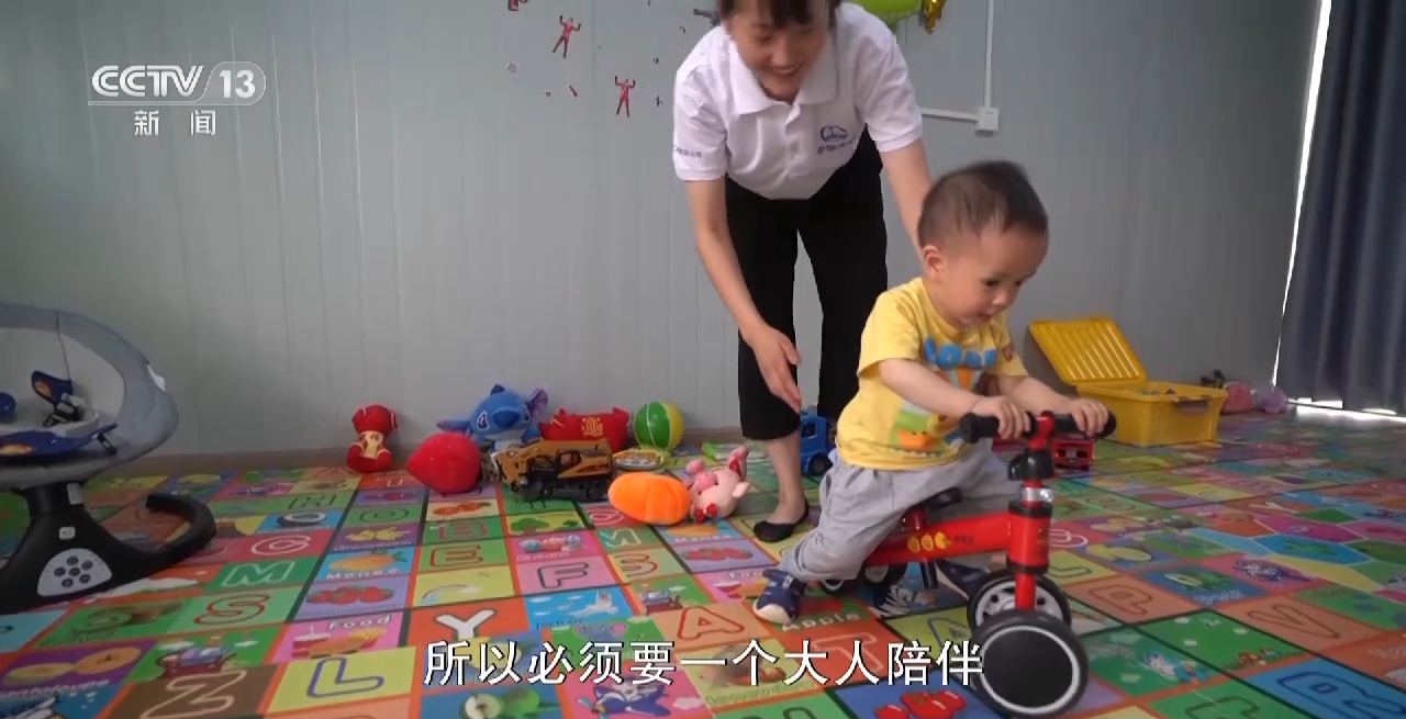 
首都医科大学附属北京口腔医院黄牛代挂号电话票贩子号贩子网上预约挂号,住院检查加快,幼儿园之前谁来带娃？想要幼有所“托” 他们有话说