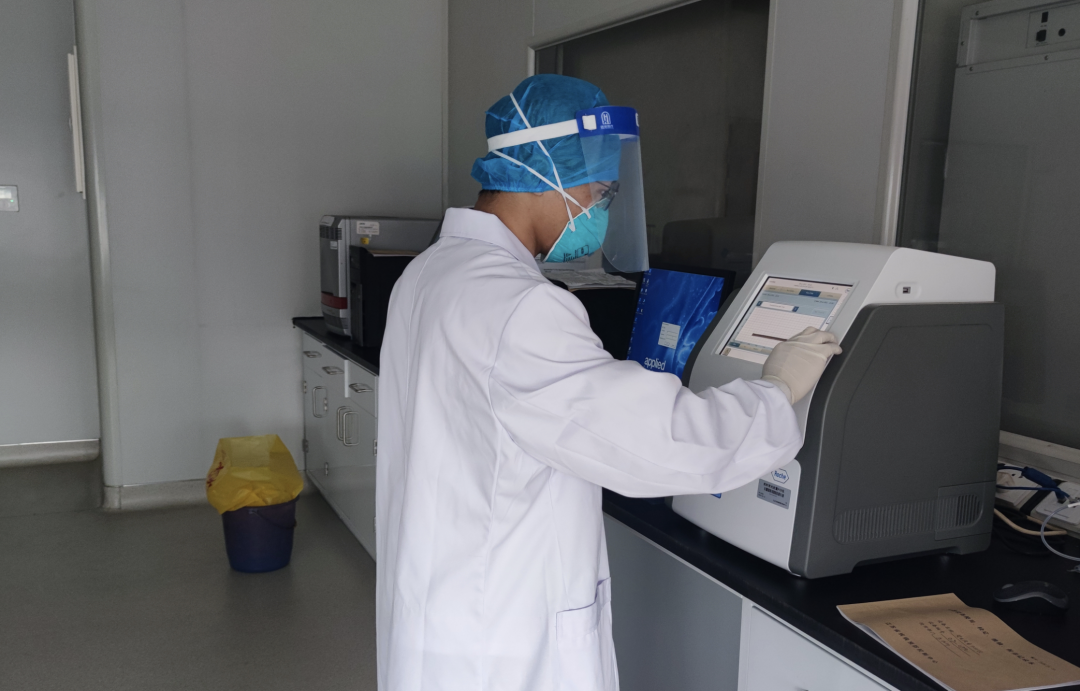 
广州医科大学附属第二医院黄牛代挂号电话票贩子号贩子网上预约挂号,住院检查加快,“奖学金、助学金、助学贷款……我家三个大学生都是这样过来的！”