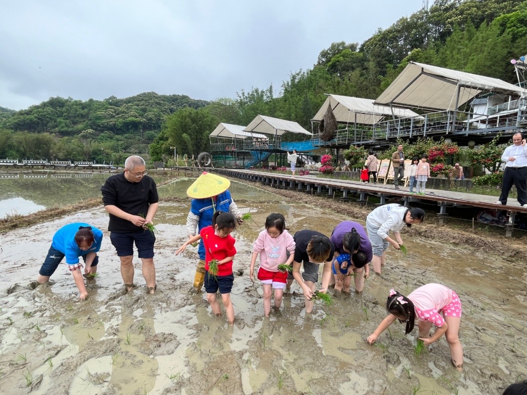 
首都医科大学附属安贞医院黄牛代挂号电话票贩子号贩子网上预约挂号,住院检查加快,研学5天5980元？“研学热”背后如何规范发展