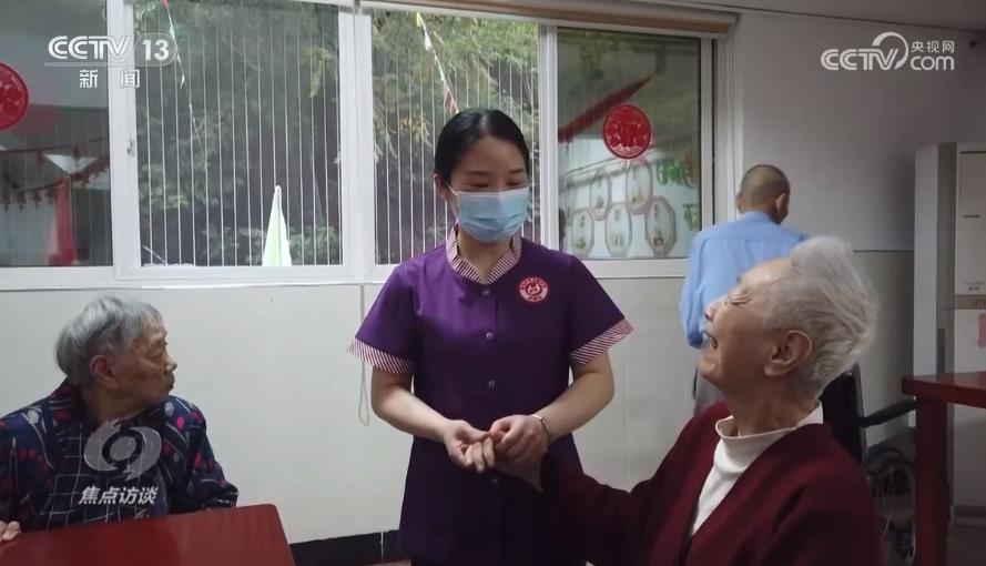 
中山二院黄牛代挂号电话票贩子号贩子网上预约挂号,住院检查加快,焦点访谈丨新征程上奋斗者 民生：养老路上“助老”人