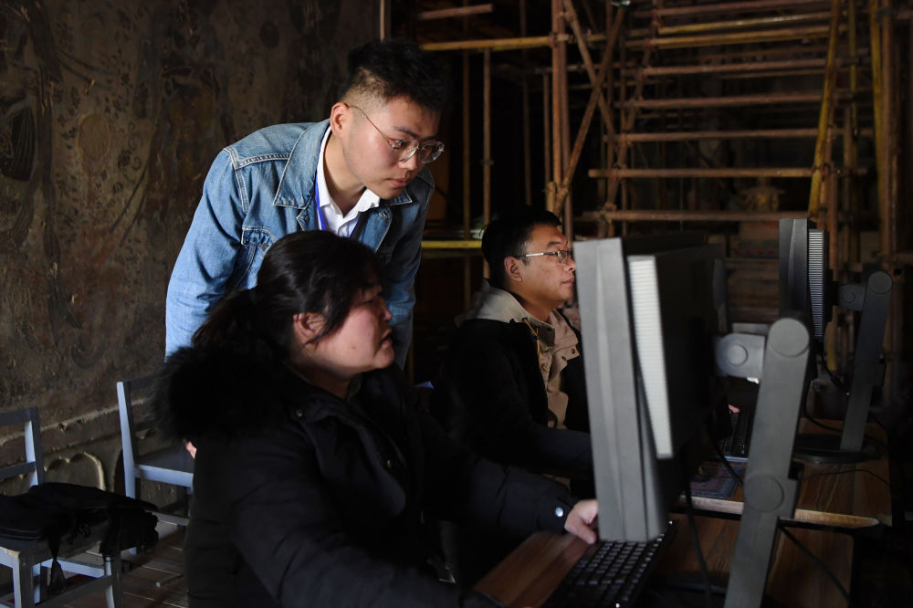 
杭州市一医院黄牛代挂号电话票贩子号贩子网上预约挂号,住院检查加快,年轻的他们，让敦煌不再遥远