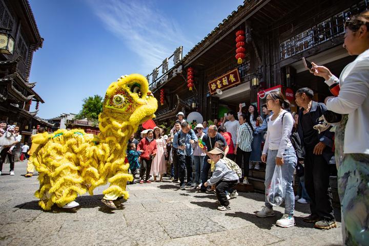 
北京协和医院黄牛代挂号电话票贩子号贩子网上预约挂号,住院检查加快,“五一”假期市场扫描：新场景、新体验 带动新消费