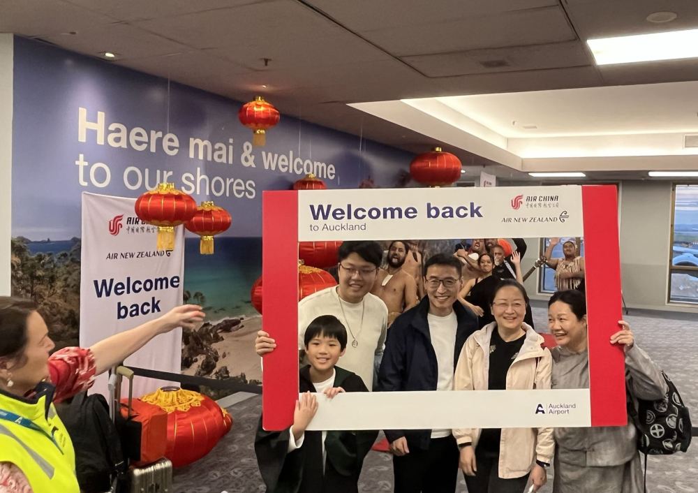 
北京儿研所黄牛代挂号电话票贩子号贩子网上预约挂号,住院检查加快,共话中国经济新机遇｜中国假日经济红利点燃全球旅游业新期待