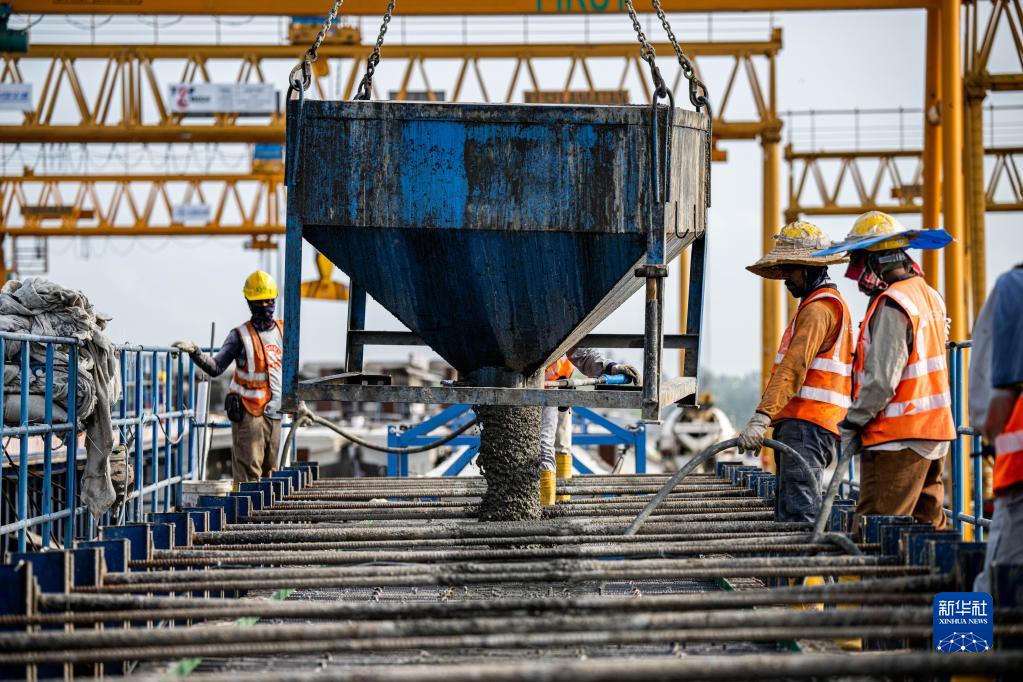 
上海中山医院黄牛代挂号电话票贩子号贩子网上预约挂号,住院检查加快,通讯：让青春在“一带一路”闪亮——记马东铁青年突击队