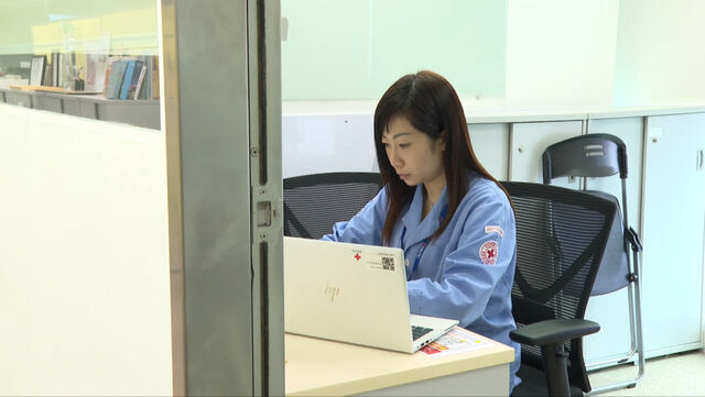 
北京空军总医院黄牛代挂号电话票贩子号贩子网上预约挂号,住院检查加快,香港故事︱穿梭于医院的特殊老师