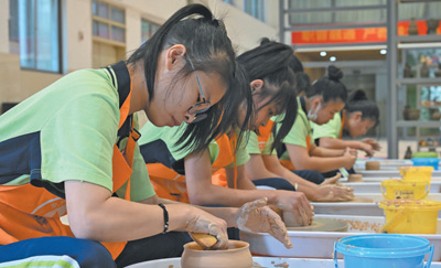 
首都医科大学附属儿童医院黄牛代挂号电话票贩子号贩子网上预约挂号,住院检查加快,弱有所扶，兜牢民生底线（新时代画卷）