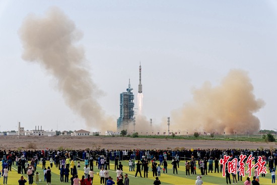 
中国中医科学院西苑黄牛代挂号电话票贩子号贩子网上预约挂号,住院检查加快,东风航天城十二小时