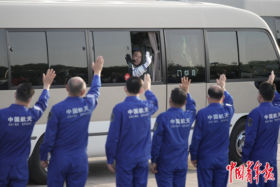 
中国中医科学院西苑黄牛代挂号电话票贩子号贩子网上预约挂号,住院检查加快,东风航天城十二小时