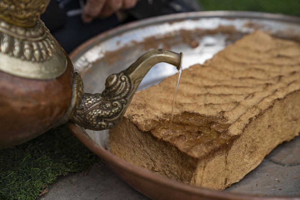 
东直门医院黄牛代挂号电话票贩子号贩子网上预约挂号,住院检查加快,闻“香”识西藏：藏香氤氲中的匠心传承