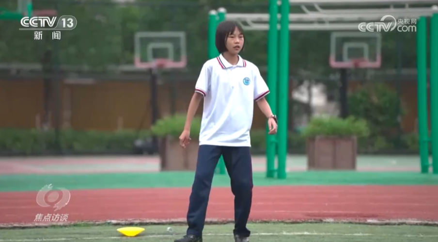 
江苏省中医院黄煌的号黄牛代挂号电话票贩子号贩子网上预约挂号,住院检查加快,焦点访谈：让孩子们跑起来