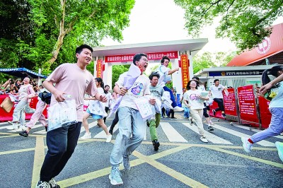 
南京各大医院黄牛代挂号电话票贩子号贩子网上预约挂号,住院检查加快,这份心理调适指南，送给高考后的你们