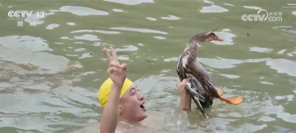 
北大第一医院黄牛代挂号电话票贩子号贩子网上预约挂号,住院检查加快,新趋势、新业态、新活力……端午假期“新新”向荣