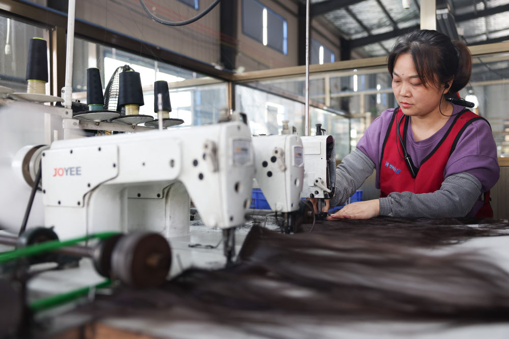 
上海眼耳鼻喉科医院黄牛代挂号电话票贩子号贩子网上预约挂号,住院检查加快,中国假发的非洲之旅