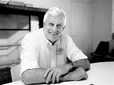 
首都医科大学附宣武医院黄牛代挂号电话票贩子号贩子网上预约挂号,住院检查加快,一个比利时人如何实现他的“中国梦”