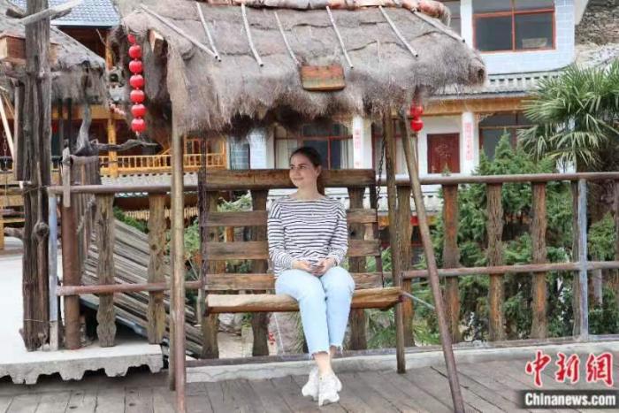 
杭州市富阳中医骨伤医院黄牛代挂号电话票贩子号贩子网上预约挂号,住院检查加快,“Z世代”画像中国｜她怀揣着三代人的梦想，来到中国云南……