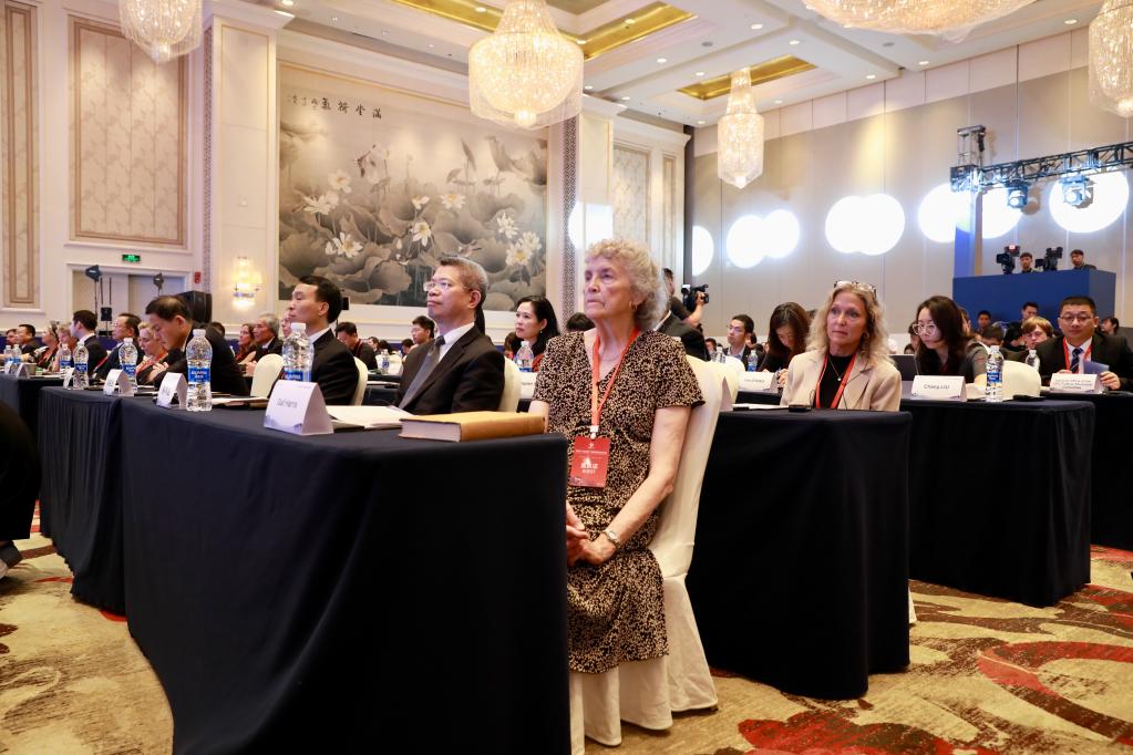 
北大医院黄牛代挂号电话票贩子号贩子网上预约挂号,住院检查加快,鼓岭故事回响不绝 见证中美民间友好交流