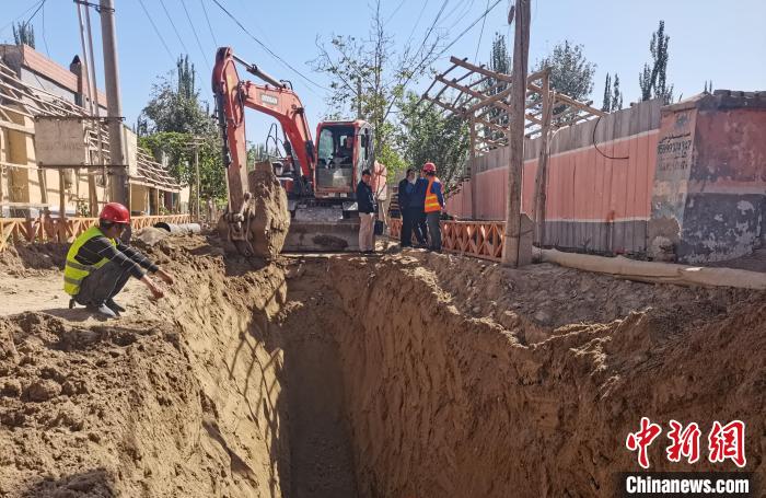 
广州中山眼科医院黄牛代挂号电话票贩子号贩子网上预约挂号,住院检查加快,新疆加大农村基础设施建设 助力推进乡村振兴